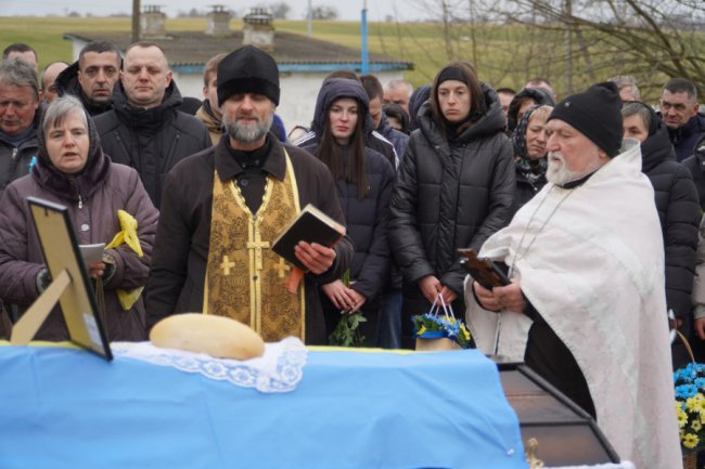 Громада Володимира провела в останню путь Героя Петра Янкевича