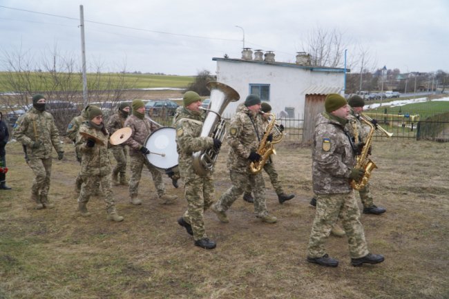 Громада Володимира провела в останню путь Героя Петра Янкевича