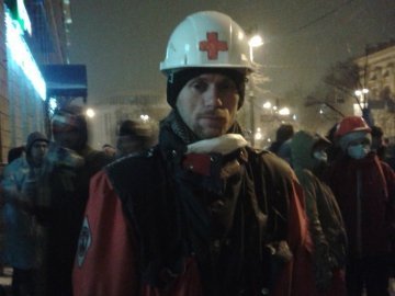 Луцький лікар у Києві: тільки при мені у вісьмох хлопців витекли очі