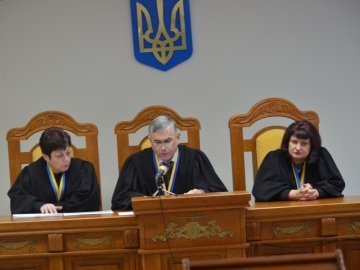 Комуністи Кононовичі не з'явились у суд на розгляд власної апеляції 