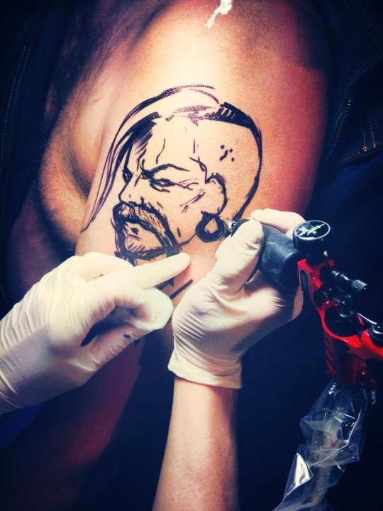 Акція в Українському домі ‒ безплатні татуклейноди. ФОТО