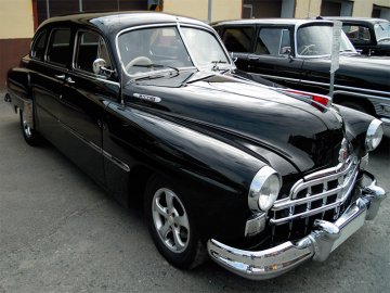 Реставрація автомобіля: чому варто довіритися професіоналам?*