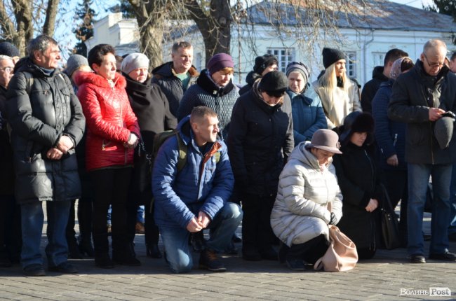 Загинув у день народження: Луцьк попрощався з воїном Віктором Лахаєм. ФОТОРЕПОРТАЖ