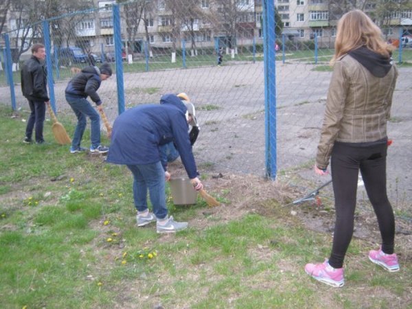 У Луцьку облаштовують спортивні майданчики. ФОТО