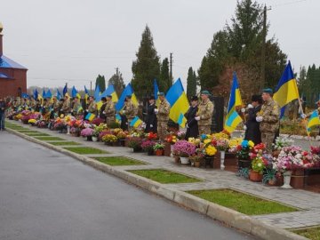 Місця для Героїв на Алеї почесних поховань закінчуються: Луцьк створить військове кладовище 