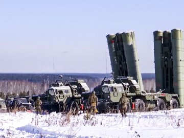 У Білорусі заявили, що після навчань в країні не залишиться жодної одиниці російської бойової техніки