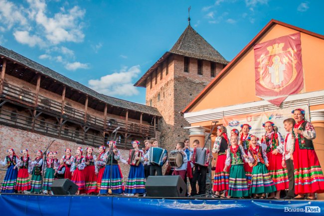 Від Мексики до Індії: грандіозний міжнародний фестиваль стартував у Луцьку. ФОТО