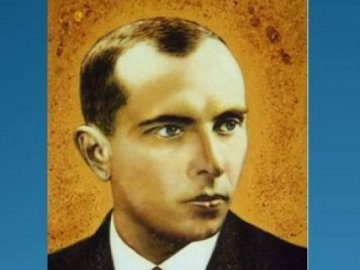 Волинян запрошують на смолоскипну ходу на честь Бандери