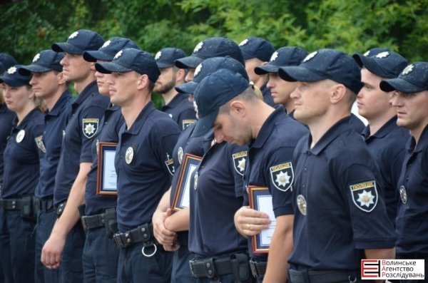 Луцькі правоохоронці відзначають півроку роботи. ФОТО