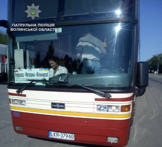 Відхиляються від маршруту і їздять на зламках: на Волині й далі перевіряють автобуси. ФОТО
