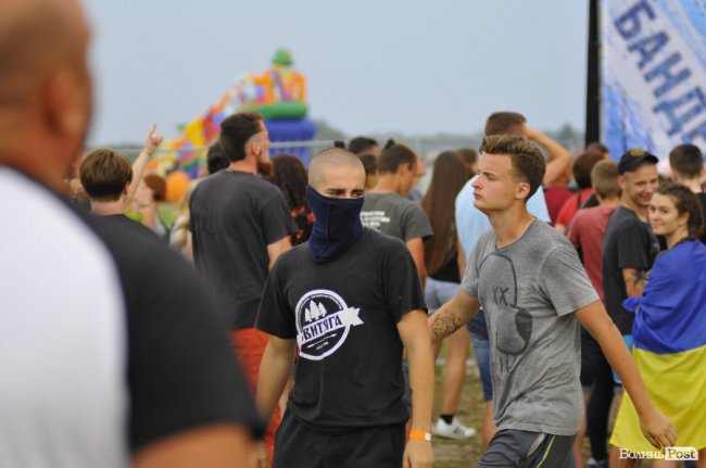 Третій день «Бандерштату» в обличчях та миттєвостях. ФОТОРЕПОРТАЖ