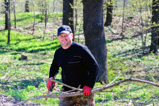 Єднання, праця та куліш: у селі під Луцьком організували толоку. ФОТО