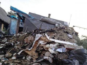 Просять допомогти родині з Ківерців, у якої вщент згорів будинок. ФОТО