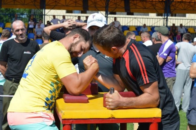 На Волині відбулись змагання з лісового багатоборства. ФОТО