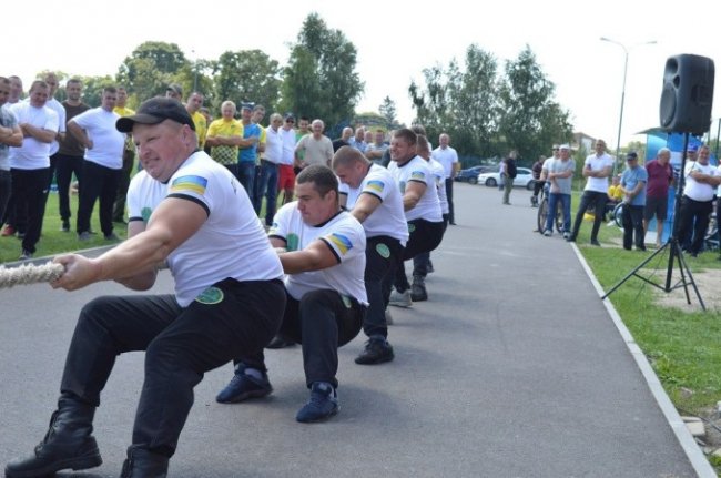 На Волині відбулись змагання з лісового багатоборства. ФОТО