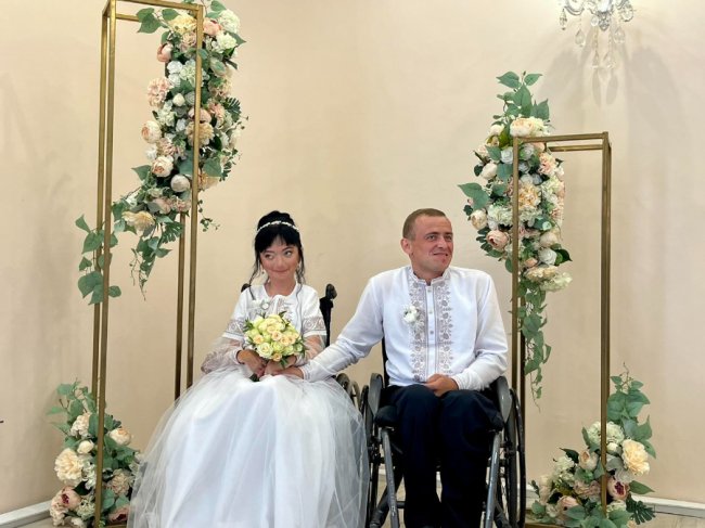 На Волині одружилась закохана пара спортсменів. ФОТО