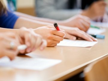 Перевірили, чи відповідають карантинним вимогам луцькі школи, у яких випускники складатимуть ЗНО