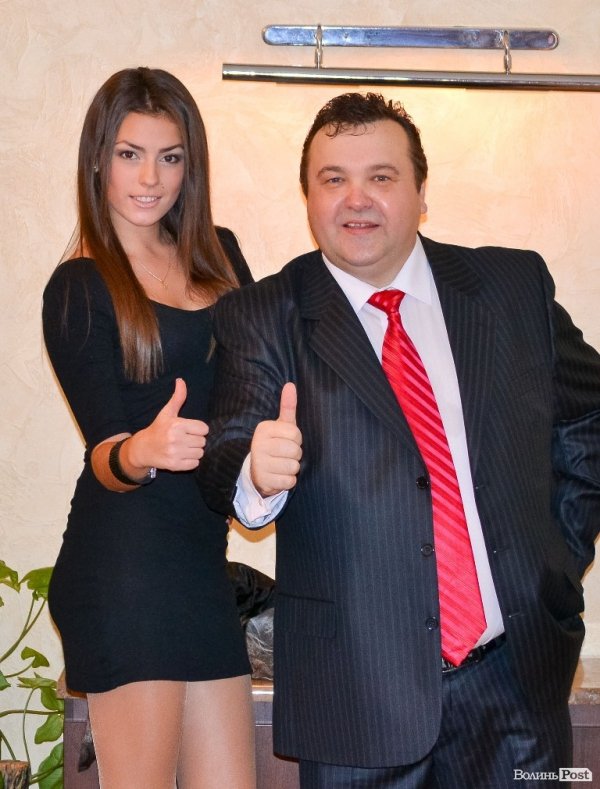 Як дівчата готуються до конкурсу «Міс Принцеса України». ФОТО