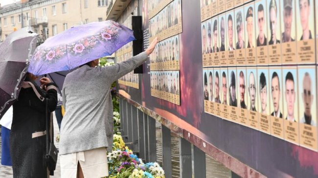 У Луцьку на День Незалежності під дощем відбувся марш захисників. ФОТО