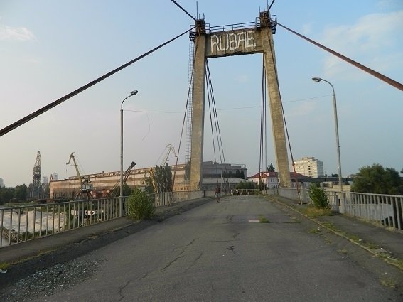 У Києві хлопець, намагаючись зробити селфі, розбився на смерть. ФОТО