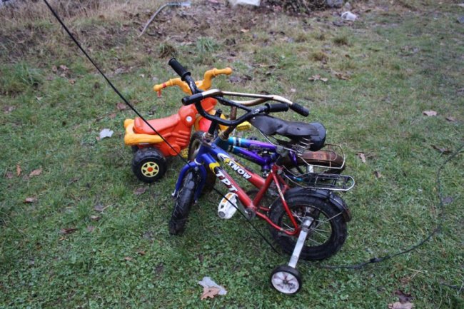 На Рівненщині у пожежі будинку загинули двоє дітей. ФОТО