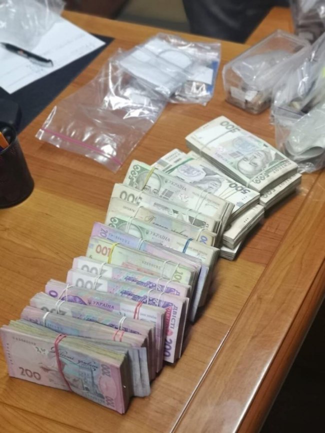 У Києві ділки приховали від податкової понад 62 кілограми золота. ФОТО