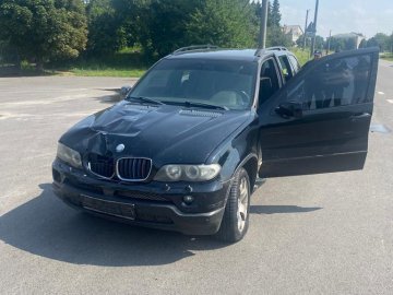 Водія BMW Х5, який на смерть збив жінку біля «Променя» і втік, не взяли під варту