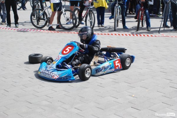 Свято спорту в центрі Луцька. ФОТО