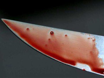 На Волині жінка зрізала капусту та впала на ніж: випадок завершився фатально