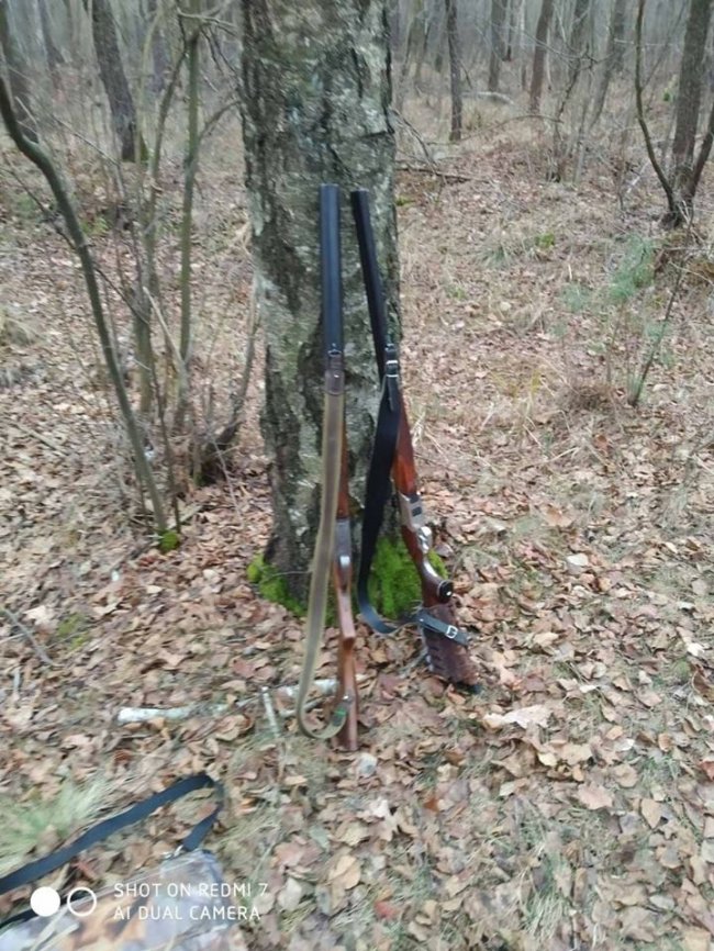 У нацпарку на Волині зловили чотирьох браконьєрів із рушницями. ФОТО