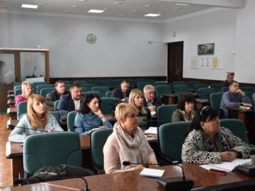 Навколишні села даватимуть Луцьку гроші за проїзд їхніх пільговиків у транспорті