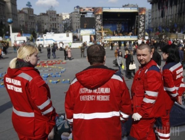 На Майдані здавали кров та робили аналізи. ФОТО
