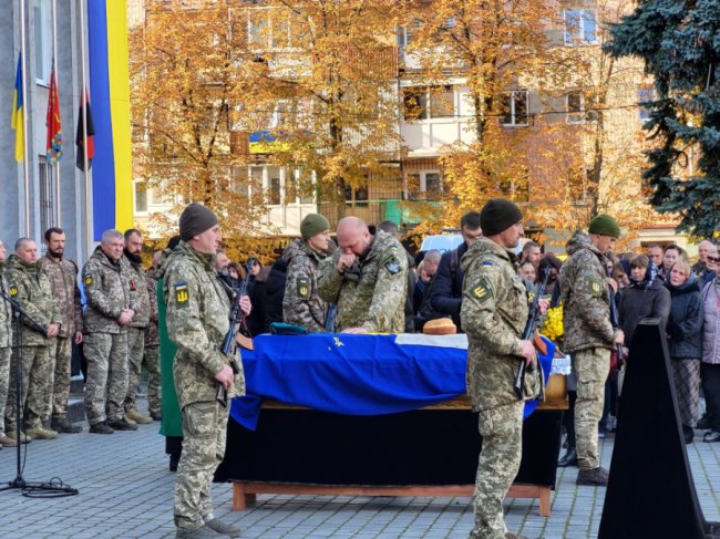 Навіки 38: на Волині попрощалися із Героєм Юрієм Халецьким