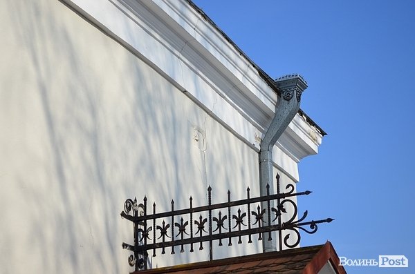 У Луцьку будинок Косачів тріщить по швах. ФОТО