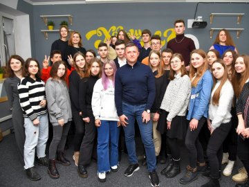 «Підприємець – це стан душі»: у Луцьку відбулася зустріч молоді з Андрієм Разумовським*
