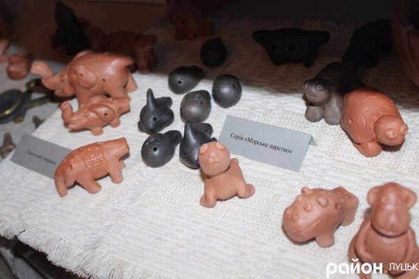 У Луцьку показали багато глиняних свищиків. ФОТО