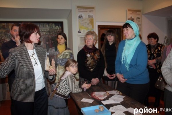 У Луцьку показали багато глиняних свищиків. ФОТО