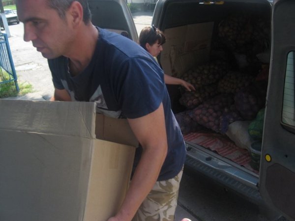 На Схід волиняни відправили продукти та тепловізор. ФОТО