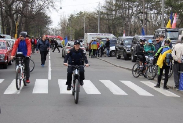 Патрульним запропонували замінити машини на електровелосипеди