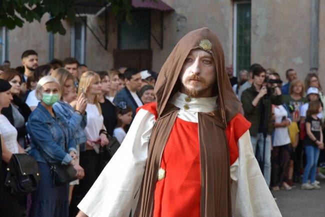 Подорож у часі: яким був третій день арт-променаду «Так звучить Луцьк». ФОТО