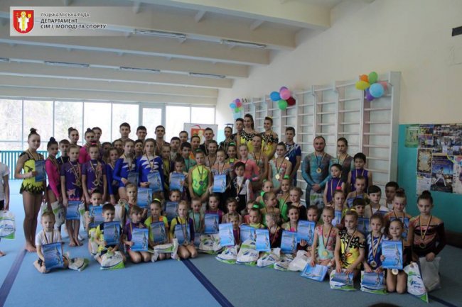 У Луцьку зібралися акробати зі всієї України. ФОТО