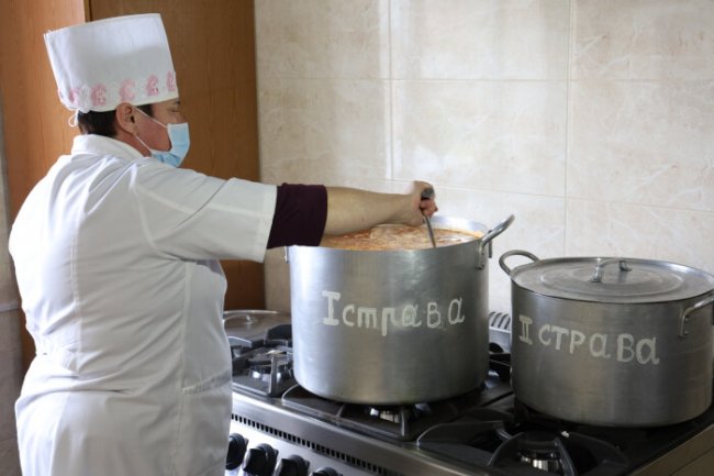 У Луцьку запрацювала відремонтована їдальня терцентру соціального обслуговування