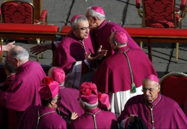 Папа Франциск офіційно отримав владу. ФОТО. ВІДЕО