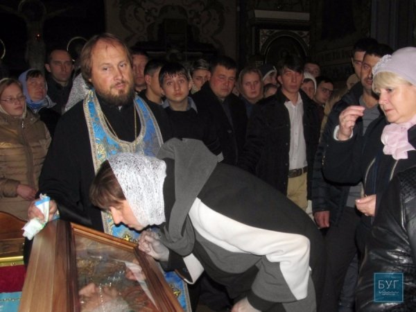 У Володимир-Волинський прибула унікальна святиня. ФОТО