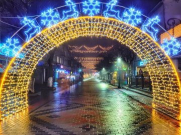 На луцьких вулицях з'явиться нова ілюмінація