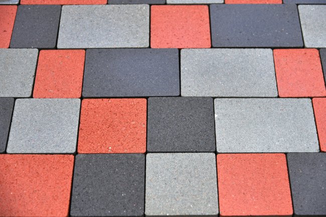 Компанія «Le Bruk» пропонує нову бруківку за акційною ціною*