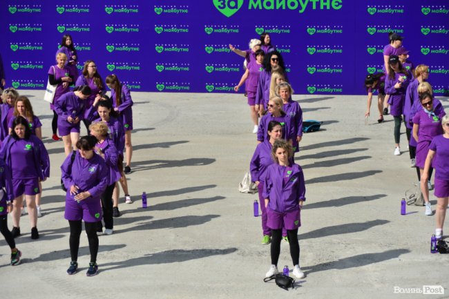 Найбільший в історії України Жіночий рух «За Майбутнє» зібрав десантниць на командно-тренувальні навчання