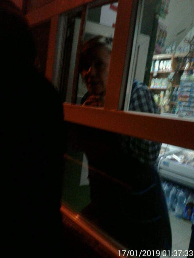 Порушники-рецидивісти: кіоск у Луцьку знову попався на «нічному» алкоголі