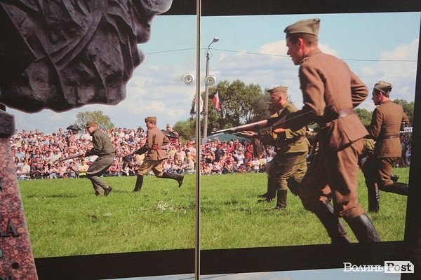 У Луцьку відкрилася виставка про Варшавську битву. ФОТО