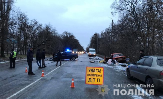 У жахливій аварії загинула людина: ще троє – у лікарні